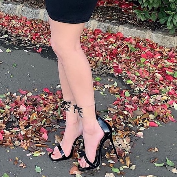 Clear Cuff Heeled Sandal - Picture 4 of 4